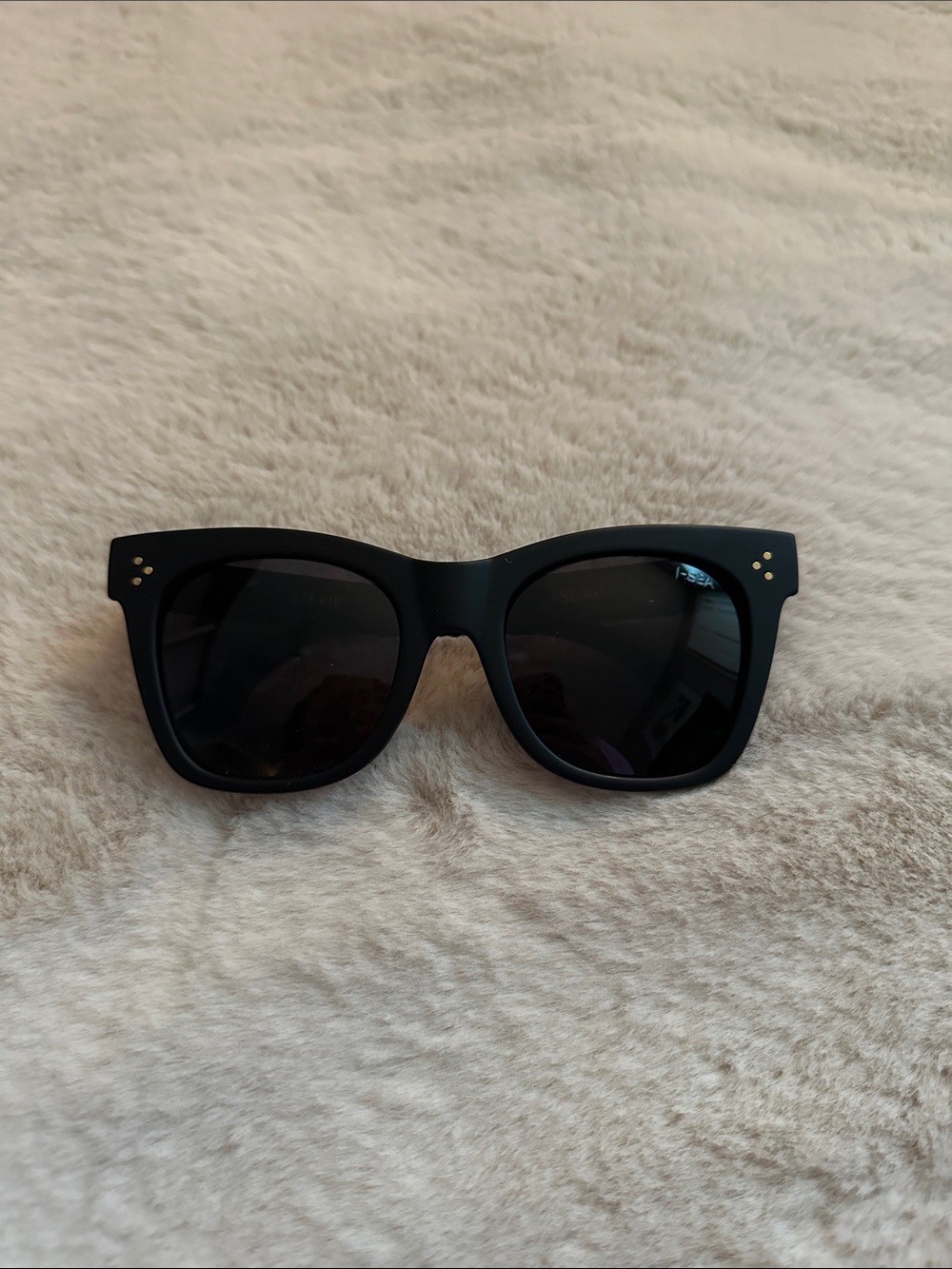 I-SEA Matte Black Women's Stevie Sunglasses